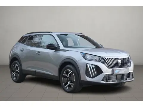 Peugeot 2008 1.2 Hybrid 145pk e-DCS6 Allure | Navi | App Connect | Adaptive Cruise | Camera | Blind 