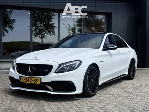 Mercedes-Benz C-Klasse AMG 63 S Akrapovic HUD Pano