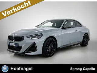 BMW 2-serie Coupé M240i xDrive | Camera | Harman/Kardon | HeadUp Display | Trekhaak | Stoelverwarmin