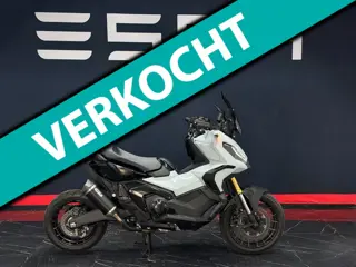 Honda Scooter X ADV 750 Arrow Smoke LED