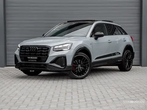 Audi Q2 35 TFSI S-Line Pano B&O Sfeer Keyless Camera 19" CarPlay ACC