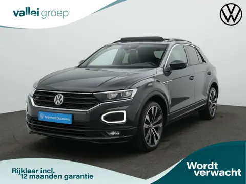 Volkswagen T-Roc 1.5 TSI 150 pk DSG Sport Business R / R-Line | Panoramadak | Beats | Stoelverwarmin