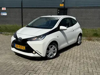 Toyota Aygo 1.0 VVT-i X-play |Automaat| |Airco| |Camera|