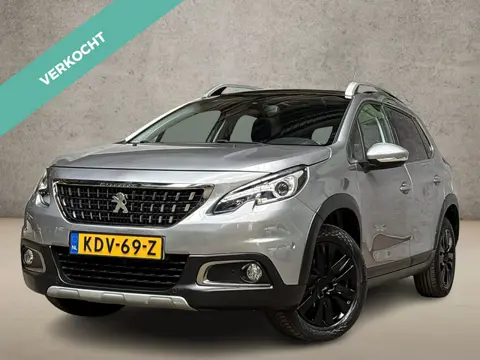 Peugeot 2008 1.2 PureTech Allure (PANORAMADAK, APPLE CARPLAY, NAVIGATIE, LEDER, SPORTSTOELEN, PARKEE