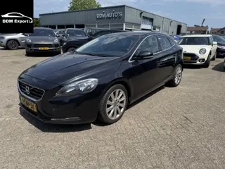 Volvo V40 1.6 D2 Momentum | Airco | Navi | Camera | Trekhaak |