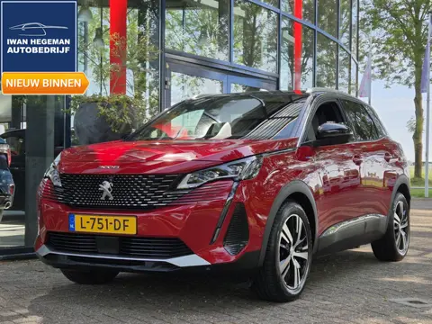 Peugeot 3008 1.6 HYbrid GT | SOH 92,5% | Climate control | Trekhaak | PDC + Camera | Navigatie | App