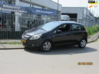 Opel Corsa 1.4-16V Edition,5deurs,airco