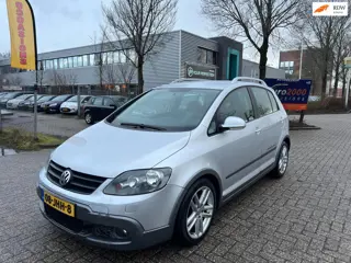 Volkswagen Golf 1.4 TSI Cross - AUTOMAAT - NIEUWE JAAR APK !