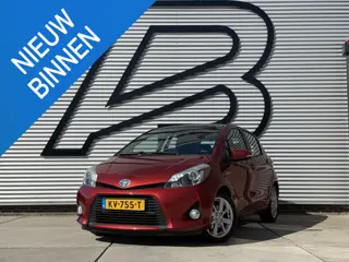 Toyota Yaris 1.5 Full Hybrid Dynamic 1e Eigenaar|Navi|Pano|Camera|Clima|Cruise|Stoelverwarming|Deale