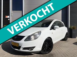 Opel Corsa 1.4-16V Color Edition/Prachtige auto/Lichtmetaal/Multimedia/NAP/Airco/