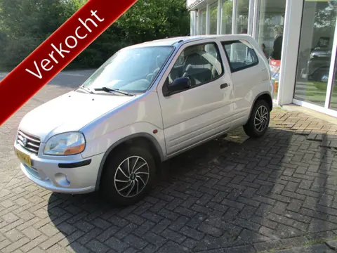 Suzuki Ignis 1.3-16V GS APK mei 2027! (bj 2002)
