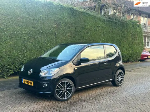 Volkswagen Up! 1.0 high up! RIJDGOED/AIRCO/APK 12-26/STOELV