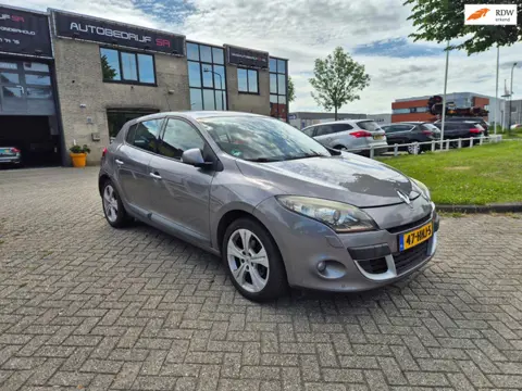 Renault Mégane 1.6-16V Business Line | Nieuwe Apk! | Airco! | 5 Deurs! | Nap! | Elck Ramen! |