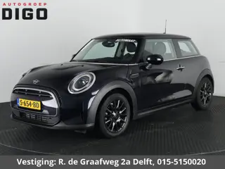 MINI 3-Deurs 1.5 Cooper Sports Classic Automaat | Apple Carplay & AndroidAUTO | Parkeersensoren | 1e