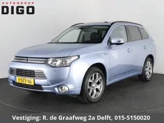 Mitsubishi Outlander 2.0 PHEV instyle | Trekhaak | Stoelverwarming | Schuif-/Kanteldak |