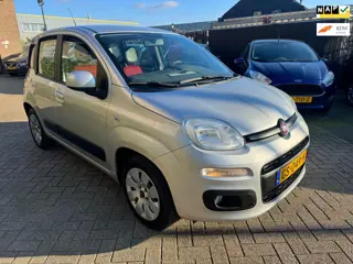 Fiat Panda 1.2 Lounge Airco, Cruise, Parkeersensoren