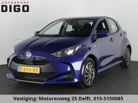 Toyota Yaris 1.5 HYBRID ACTIVE 1e EIG BLUELINE GARANTIE 2-2031 DEALER AUTO ! CARPLAY NAVIGATIE . SLE