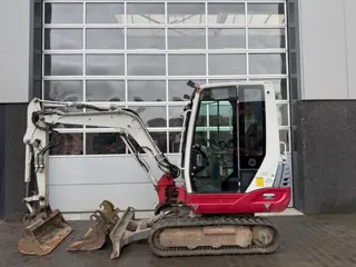 Takeuchi TB228 (bj 2008)