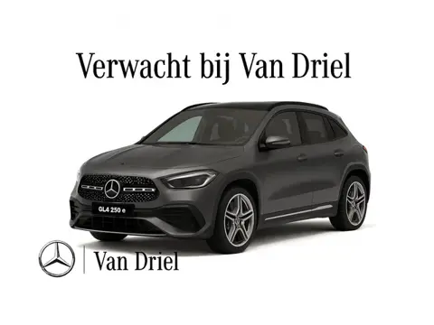 Mercedes-Benz GLA 250 e AMG Line | Pano Night Carplay