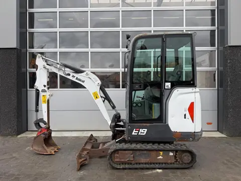 Bobcat E19 (bj 2017)