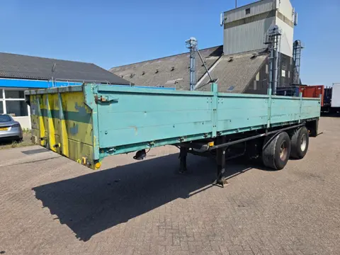Lambrecht 88 LK 27 9.25 meter Long Lambrecht 88 LK 27 oplegger - 2 ROR assen -  Trommelremmen - Luch