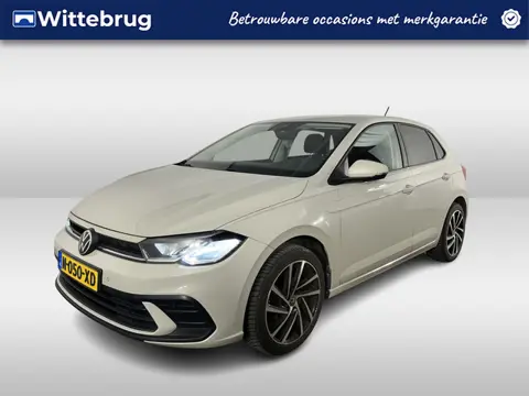 Volkswagen Polo 1.0 TSI Life / PARK. SENSOREN/ APP-CONNECT/ NAVI/ DAB/ AIRCO/ CRUISE/ LANE-ASSIST/ A