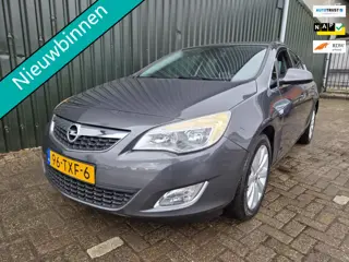 Opel Astra 1.4 Turbo Cosmo