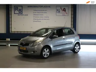 Toyota Yaris 1.3 VVTi Luna / NAP / ODH HISTORIE / AIRCO / TOP DEAL ! ! !