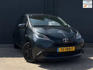 Toyota Aygo 1.0 VVT-i | Automaat | Achteruitrijcamera | Vol Onderhoud |
