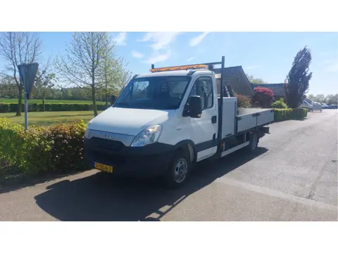 Iveco 50C14G Daily CLIMA/KRAAN BJ 2013 (bj 2013)