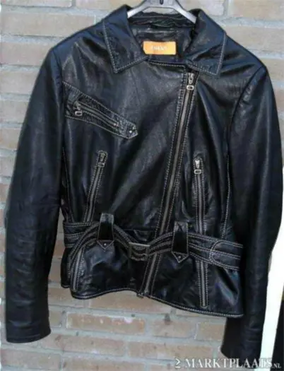 Zowel vlot als stoer echt lams leren jasje Biba mt 40