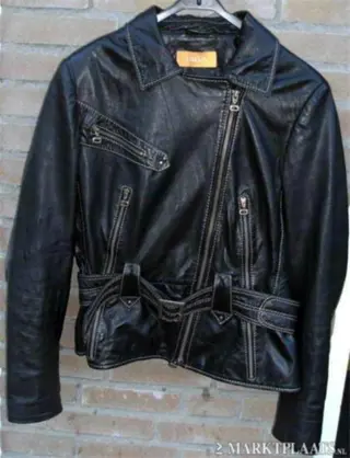 Zowel vlot als stoer echt lams leren jasje Biba mt 40