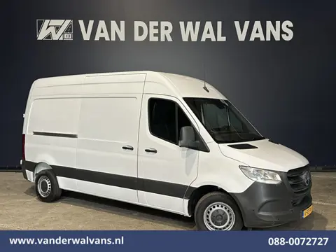 Mercedes-Benz Sprinter 314 CDI 143pk L2H2 Euro6 Airco | Camera | Apple Carplay | Android Auto Parkee
