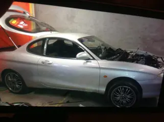 Diverse onderdelen hyundai coupe te koop