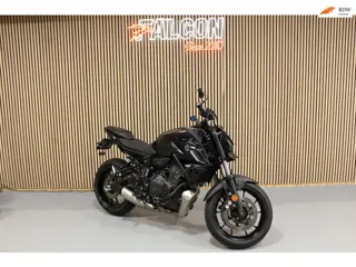 Yamaha MT-07 PURE - 2024 - 35KW A2 - Bar End Spiegels
