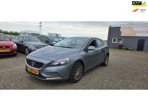 Volvo V40 2.0 D4 Kinetic Business |190pk| Apk 12-2026|