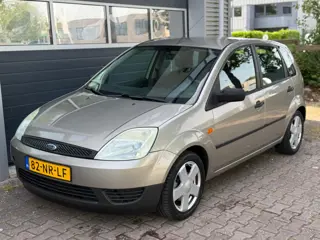 Ford Fiesta Airco (bj 2004)