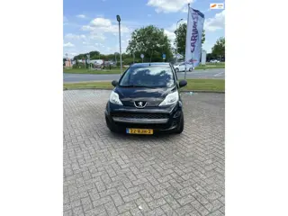 Peugeot 107 Peugeot 107 1.0 12V XR | 2011 | NAP | Nieuwe APK