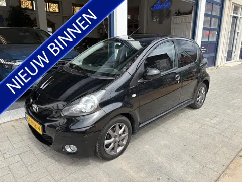 Toyota Aygo 1.0-12V Dynamic Navigator AIRCO/NAVI/L.M VELGEN/NW APK