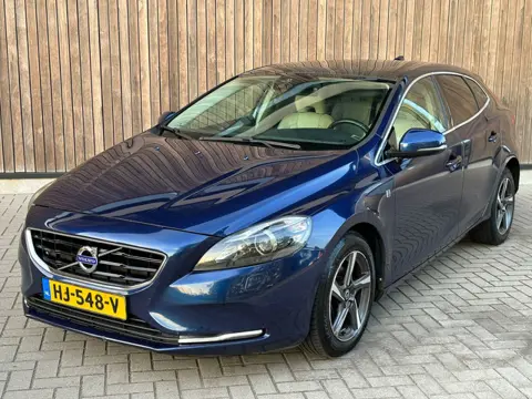 Volvo V40 2.0 D2 Ocean Race | XENON | LEDER | PANO |