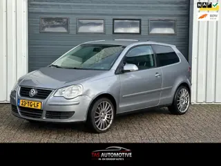 Volkswagen Polo 1.4-16V Optive AIRCO / CRUISE / NAP / APK