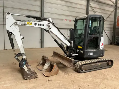 Bobcat E 35 EM (bj 2009)