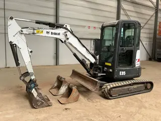 Bobcat E 35 EM (bj 2009)