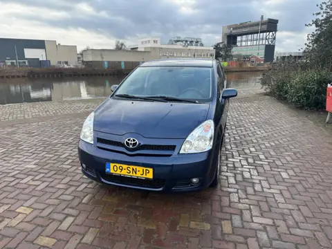Toyota Verso 1.8 VVT-i Sol