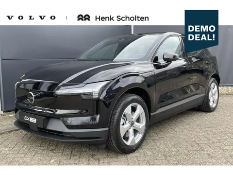 Volvo EX30 Single Motor Essential | Stoel en stuurverwarming | Dodehoekdetectie | Achteruitrijcamera
