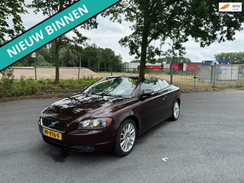 Volvo C70 Convertible 2.4 Summum NETTE AUTO RIJDT EN SCHAKELT GOED