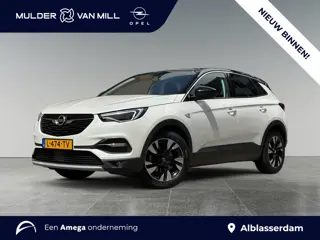 Opel Grandland X Innovation+ 1.2 Turbo 130pk | TWO-TONE! | AGR-STOELEN | ELEK. A. KLEP | CAMERA | FU