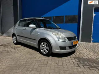 Suzuki Swift 1.3 Comfort *Carplay* Achteruitrijcamera *Airco*