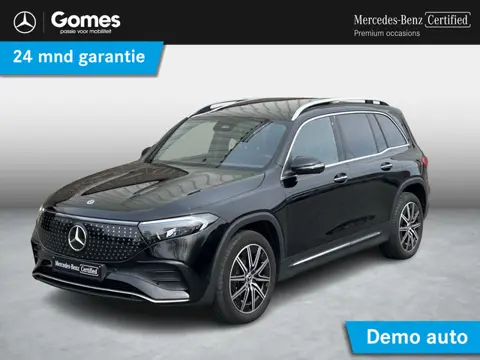 Mercedes-Benz EQB 250+ AMG | Panoramadak | Dodehoekassistent | Donkergetint Glas Achter | Apple CarP