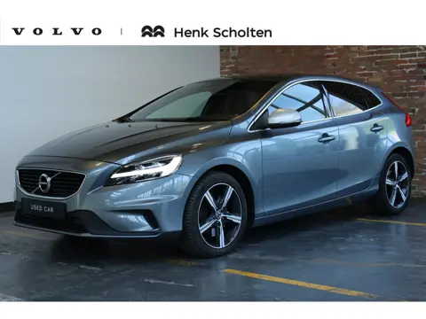 Volvo V40 T3 Automaat Polar+ Sport | Panoramadak | Achteruitrijcamera | Navigatie | Stoelverwarming 